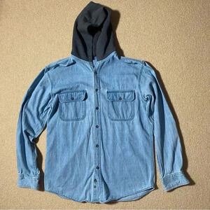 Urban Outfitters Renewal Recycled Chambray
Hooded Shirt Women’s S/M